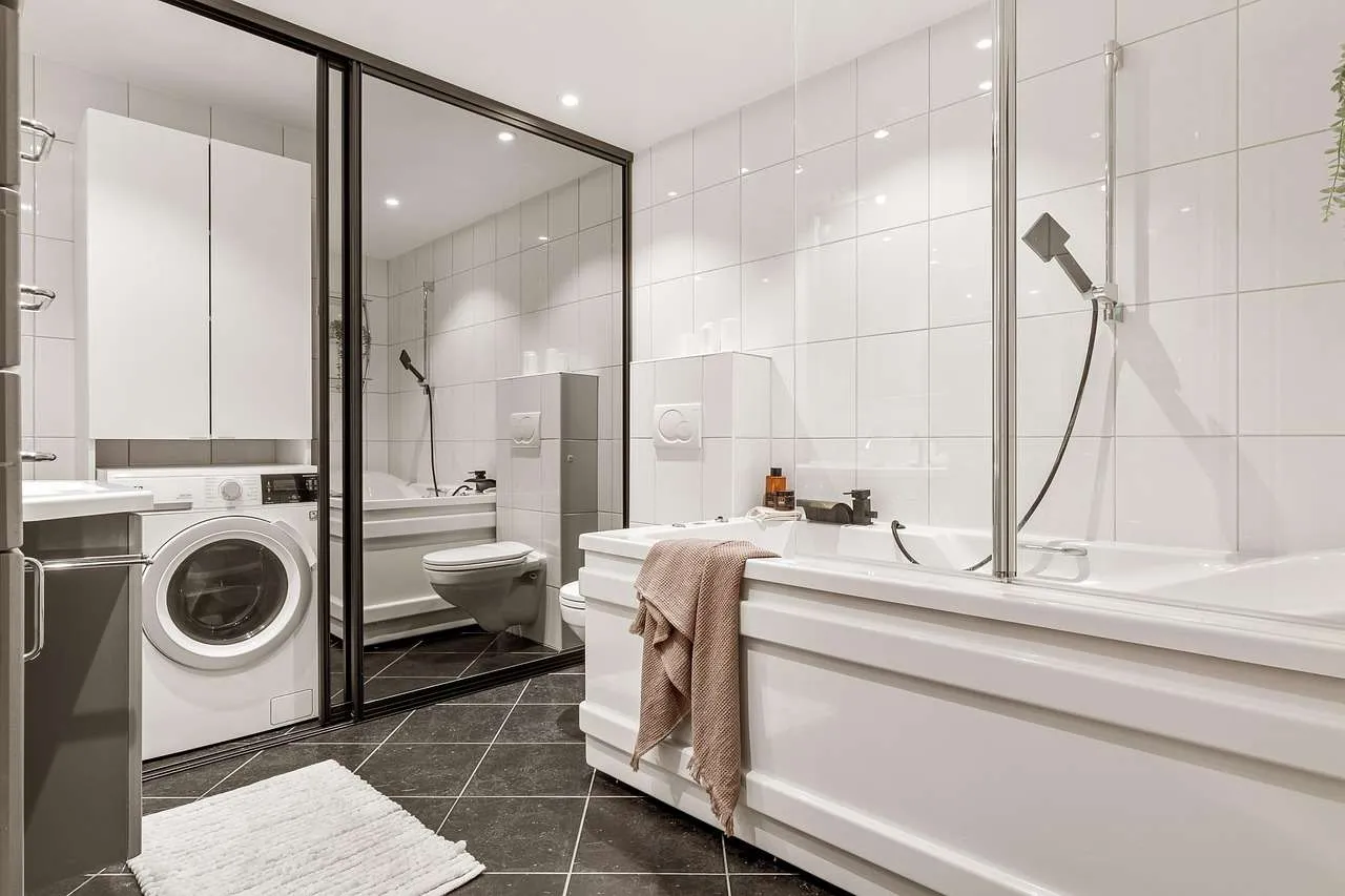 Small Bathroom Ideas: Clever Space-Saving Design
